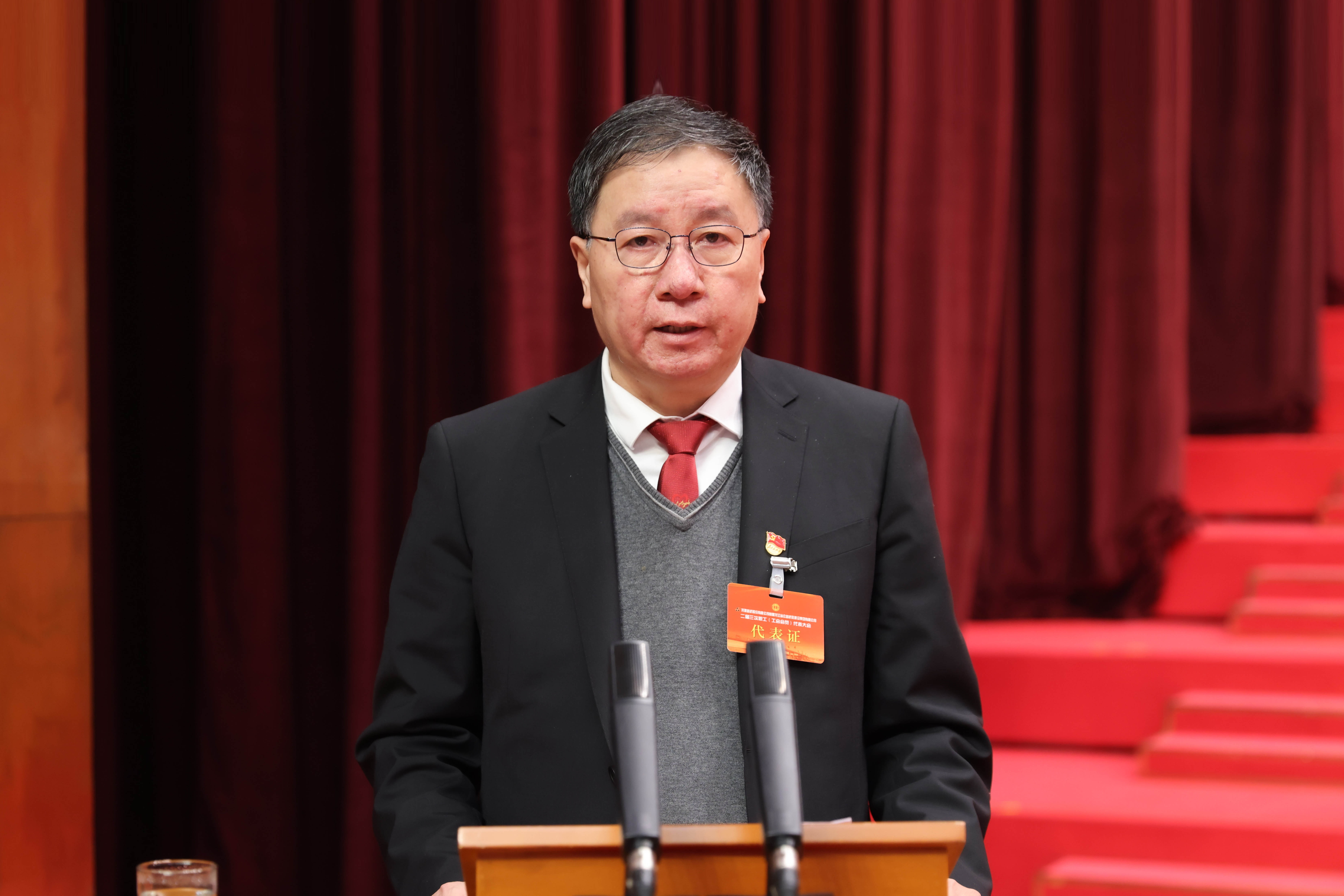 龙建股份暨路桥集团二届三次职工（工会会员）代表大会胜利召开！(图9)