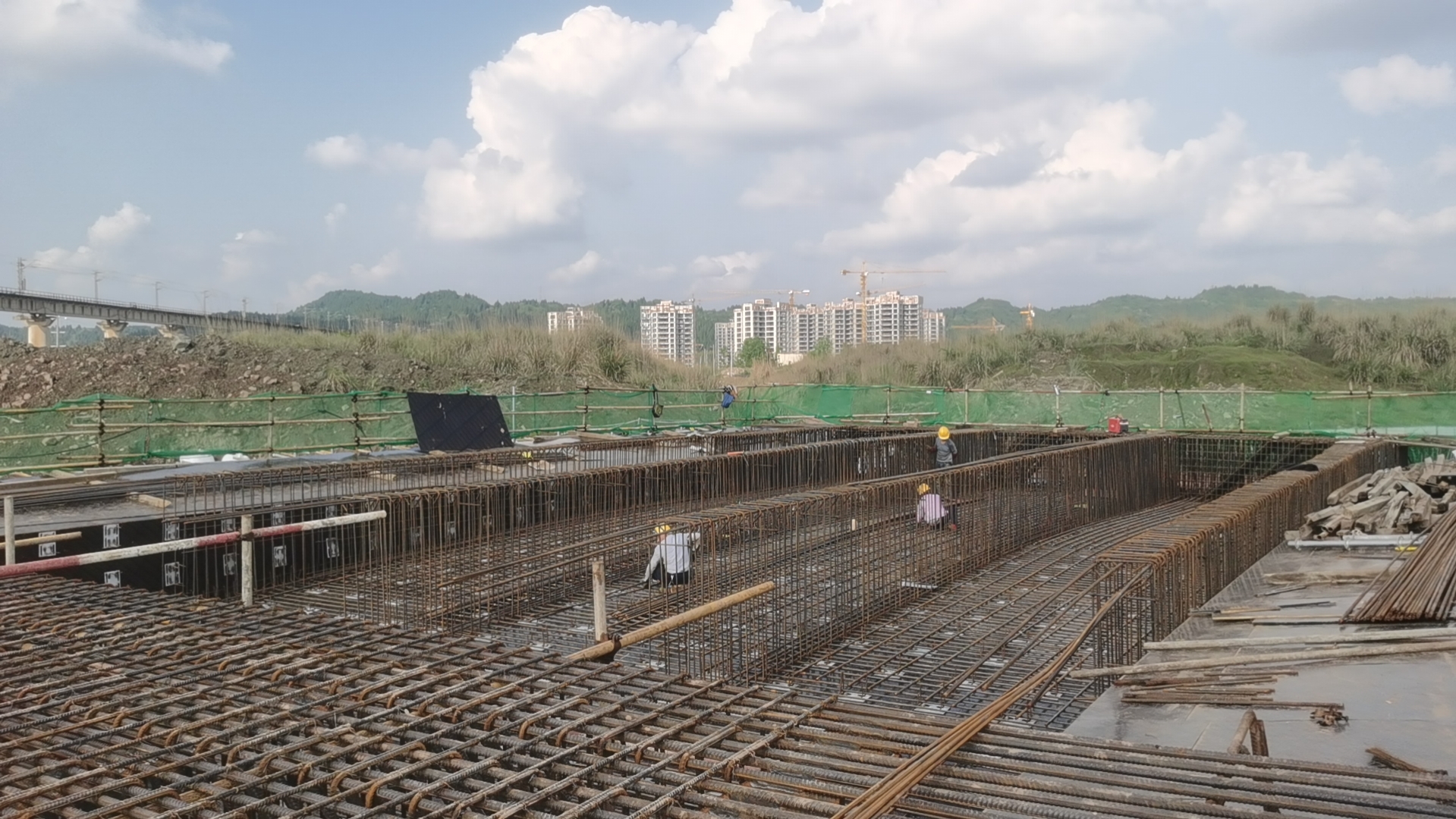 百日攻坚大会战 | 公司西南分公司工程项目建设正酣(图3)